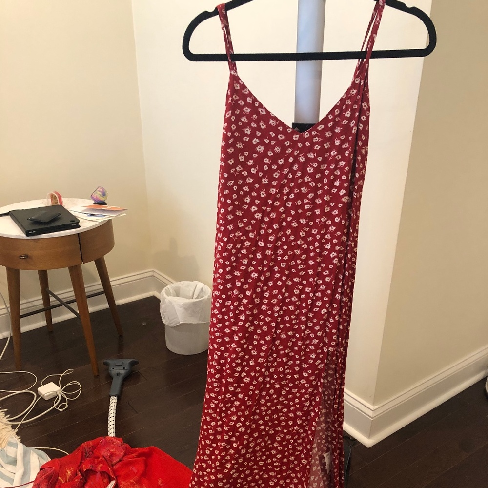 Red Floral Reformation Dress - NEVER WORN